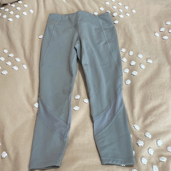 Athleta Athleta Eclipse 7/8 Tights Grey Mesh Size Small petite - Picture 2 of 5